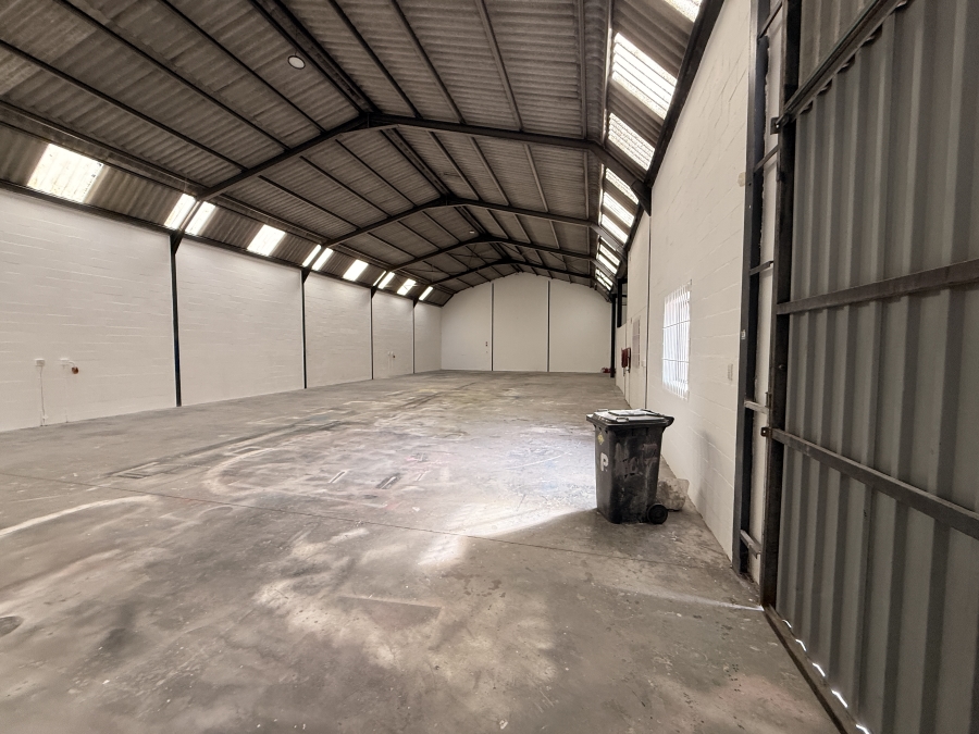 To Let Commercial Property for Rent in Montague Gardens Western Cape